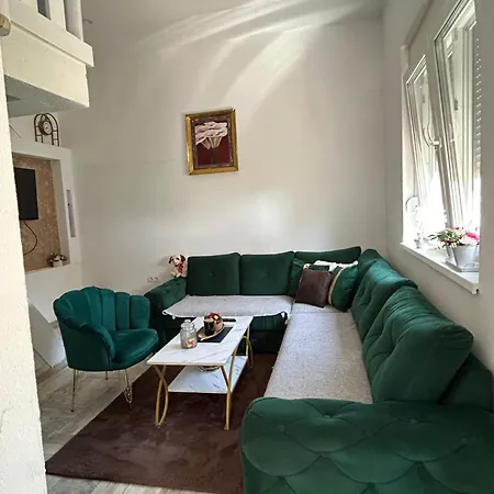 Apartment Maksumic *